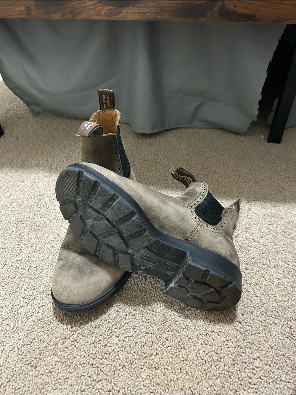 Blundstone Boots Women’s 7.5/Mens 5.5